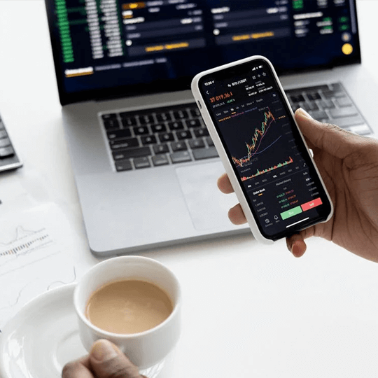 Solaryx Lumen équipe d'experts en investissement cryptographique